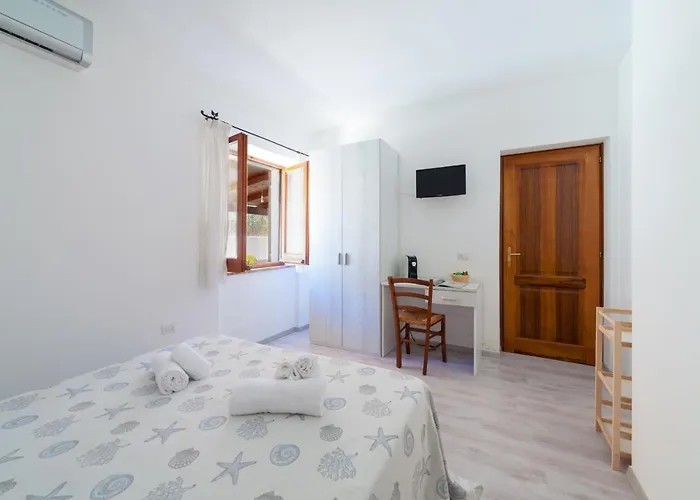 Frühstückspension Brezza Golfo Aranci